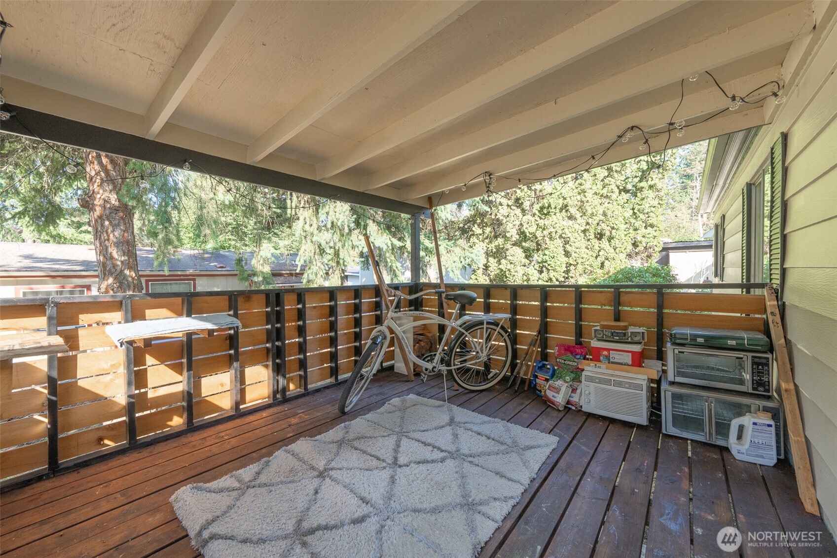 7427 154th Street E 14