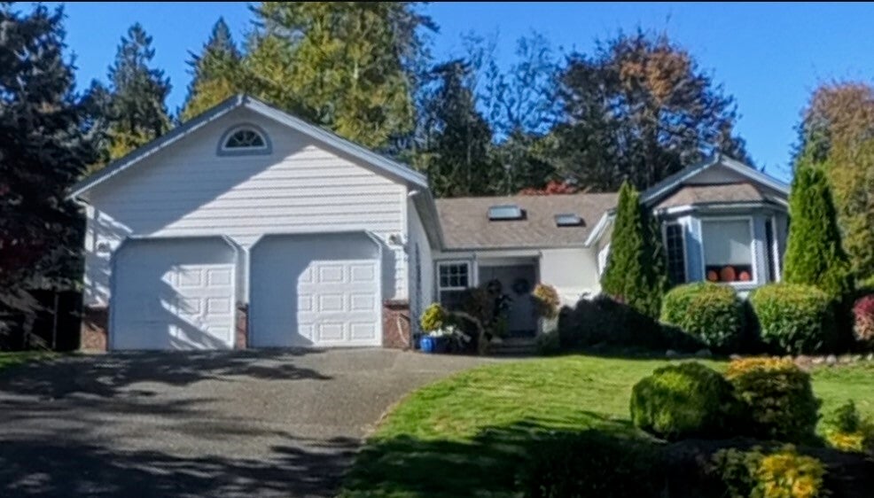 Photo of 1356 SW 10th Street, North Bend, WA 98045 (MLS # 2594390)