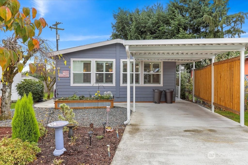 Photo of 23825 15th Avenue SE #6, Bothell, WA 98021 (MLS # 2180734)
