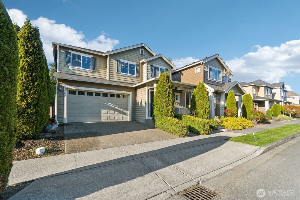 Photo of 3221 139th Place SE, Mill Creek, WA 98012 (MLS # 2359116)