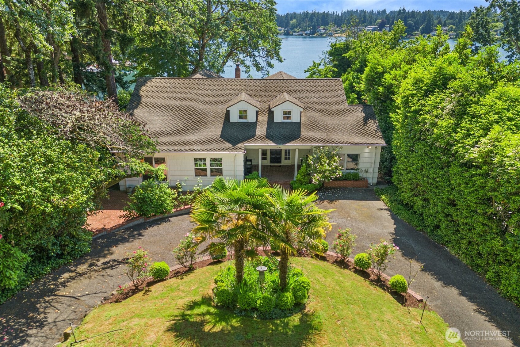 9144 Edgewater Drive SW