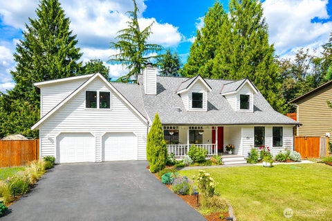 Photo of 17508 NE 160th Street, Woodinville, WA 98072 (MLS # 2560166)