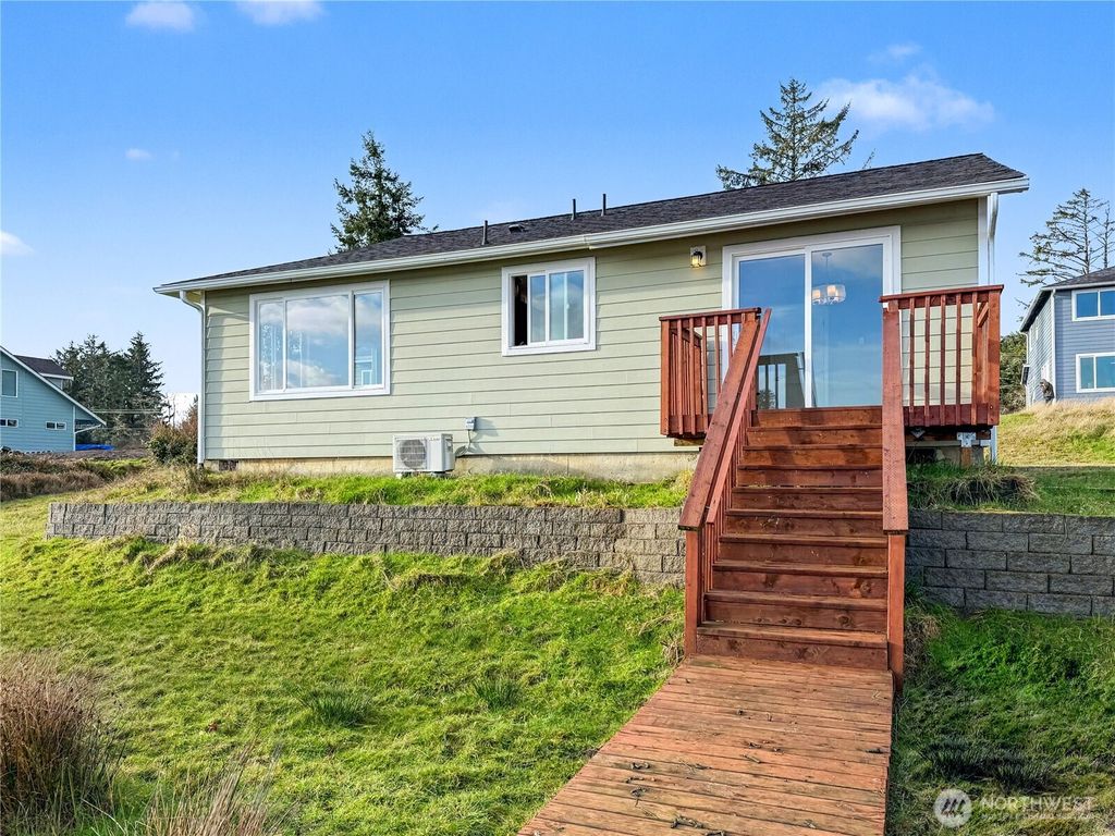 Photo of 584 Mount Olympus Avenue SE, Ocean Shores, WA 98569 (MLS # 2482500)