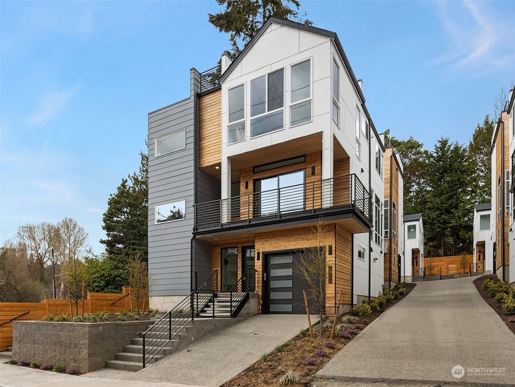 Photo of 2344 NE 90th Street, Seattle, WA 98115 (MLS # 2127889)
