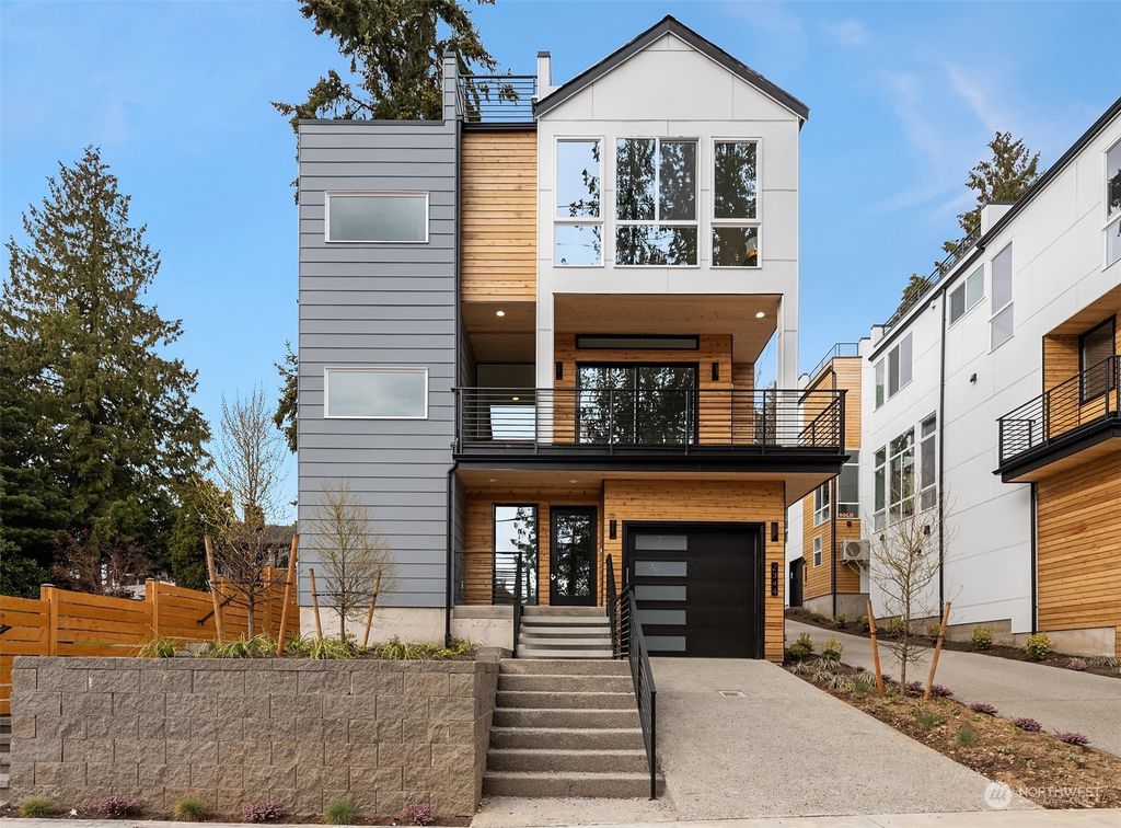 Photo of 2344 NE 90th Street, Seattle, WA 98115 (MLS # 2127889)