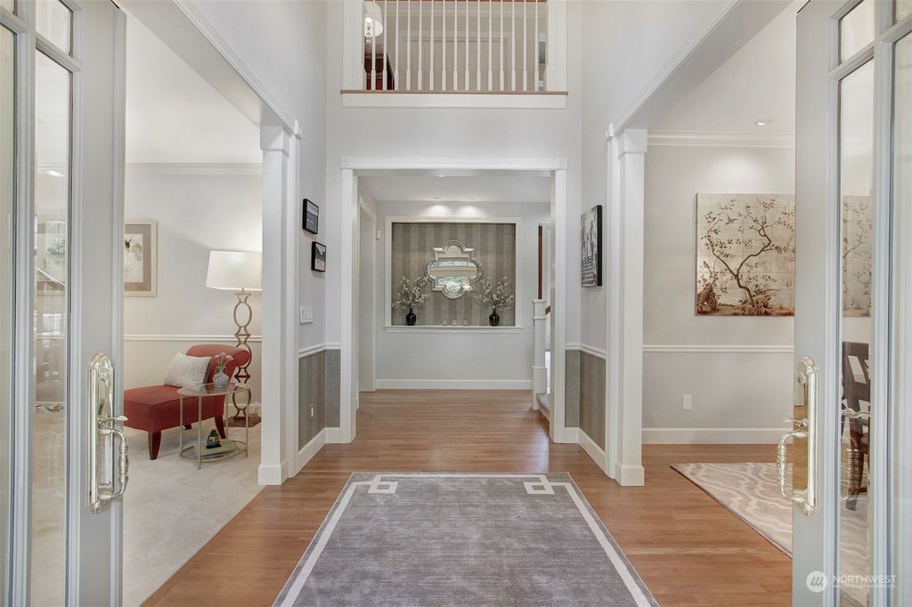 Photo of 8360 SE 46th Street, Mercer Island, WA 98040 (MLS # 2062151)