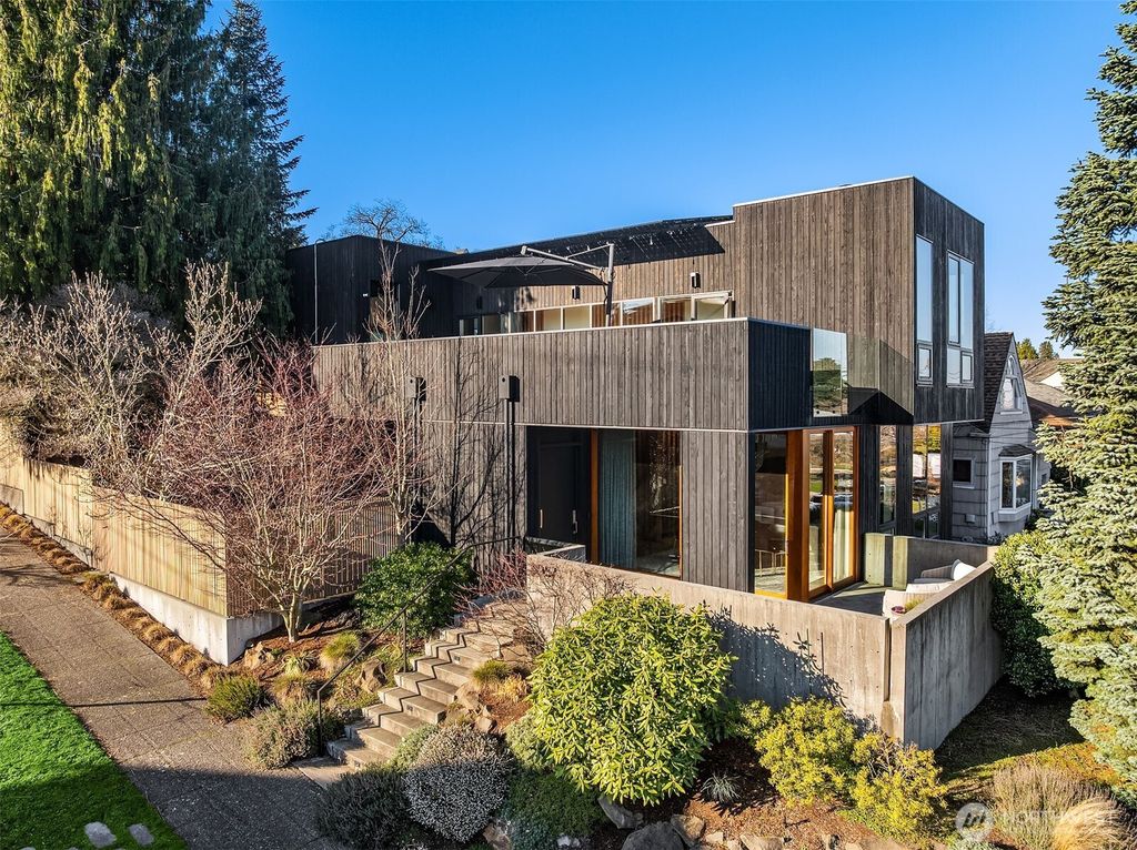 Photo of 3057 36th Avenue SW, Seattle, WA 98126 (MLS # 2494717)