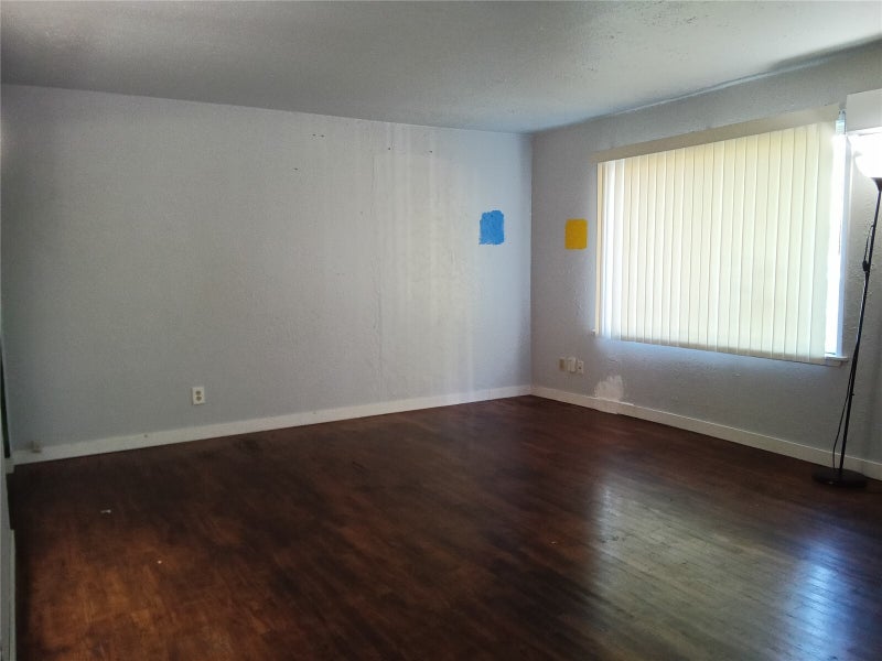 828 E 68th Street