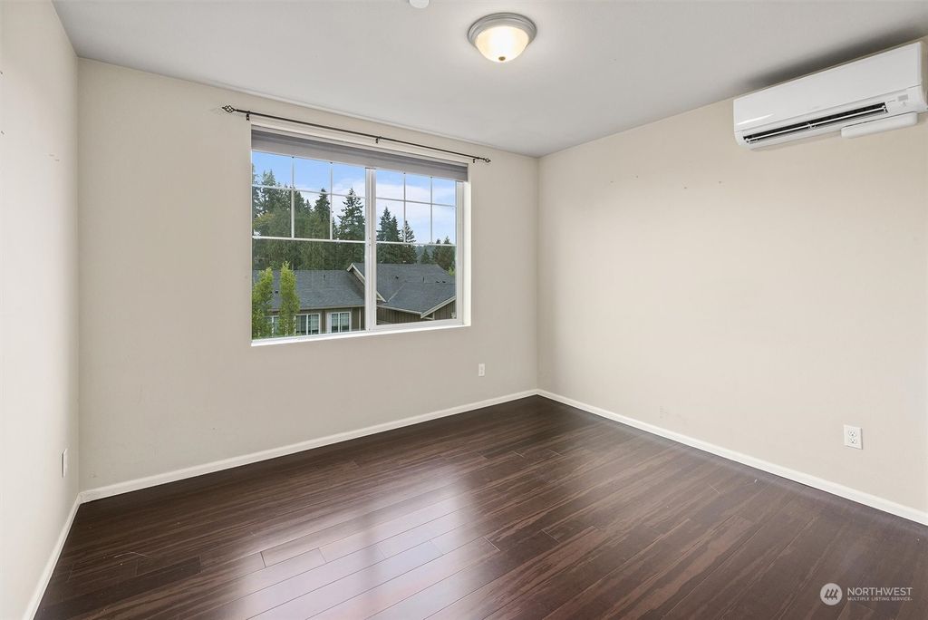 listing image 9368118467160521948