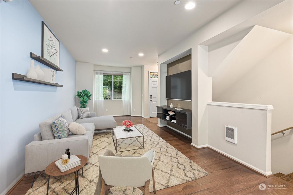 listing image 9368394817228809879