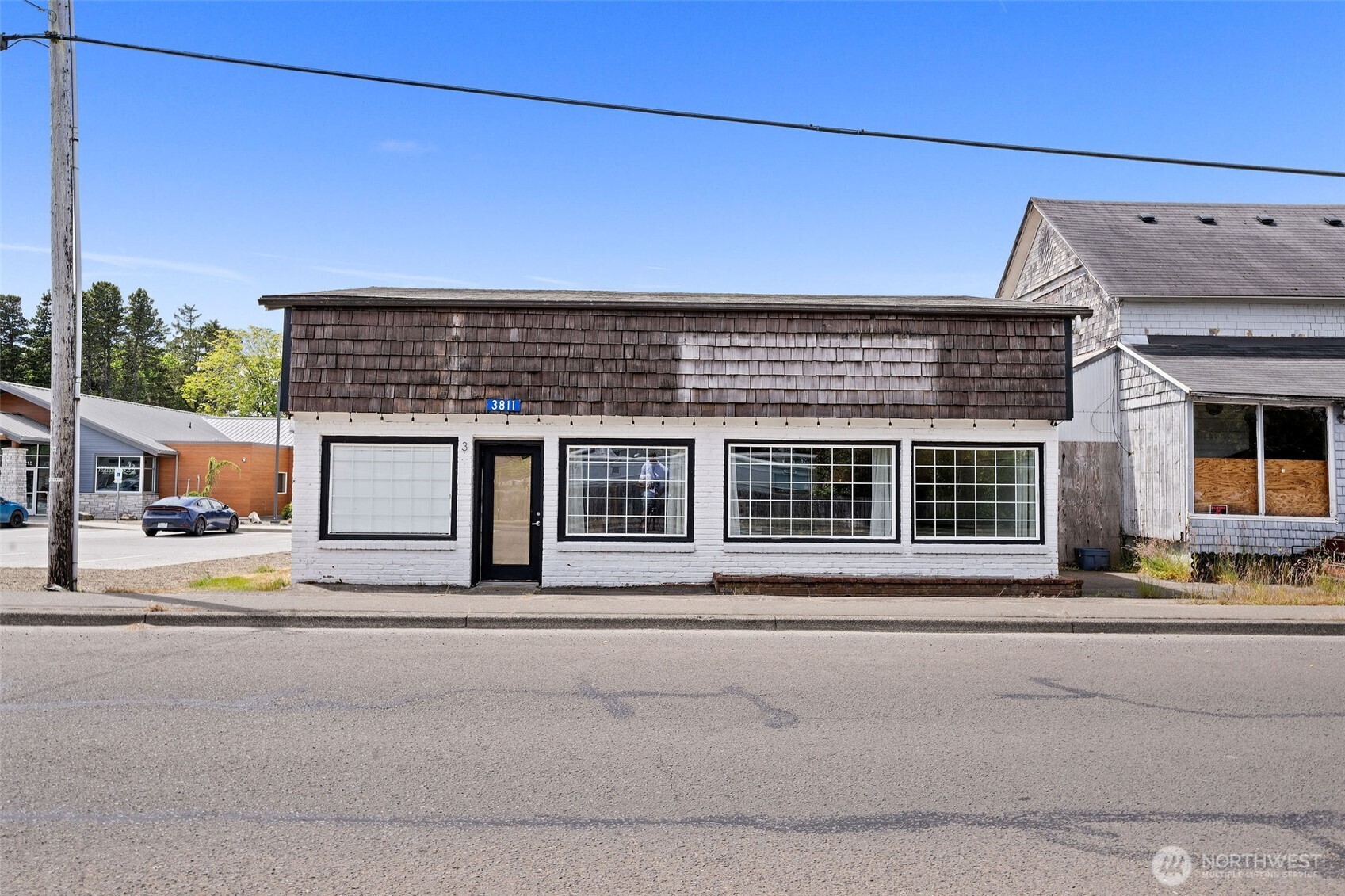 3811 Pacific Way
