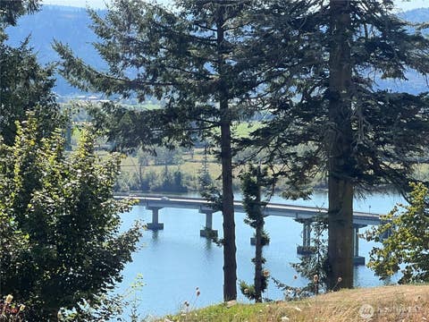 Photo of 578 Columbia Street, Cathlamet, WA 98612 (MLS # 2573660)