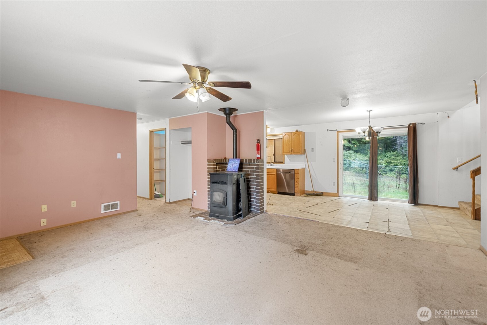 8188 Graystone Way NW