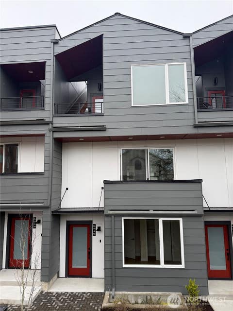Photo of 6945 42nd Avenue S, Seattle, WA 98118 (MLS # 2540032)