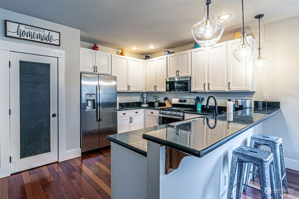 Photo of 22903 SE 271st Place, Maple Valley, WA 98038 (MLS # 2270985)