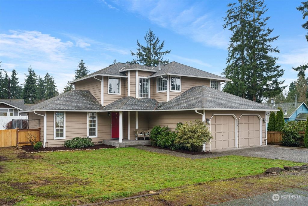 Photo of 18125 60th Avenue W, Lynnwood, WA 98037 (MLS # 2188413)