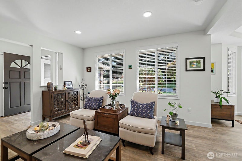 12324 43 Drive SE