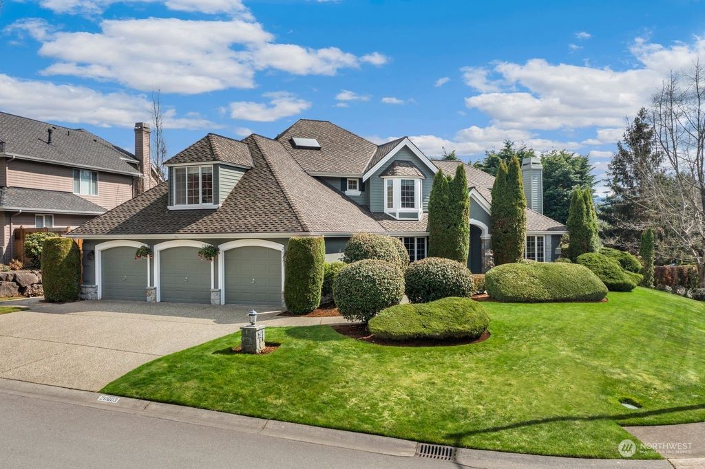 Photo of 26603 SE 16th Court, Sammamish, WA 98075 (MLS # 2055652)