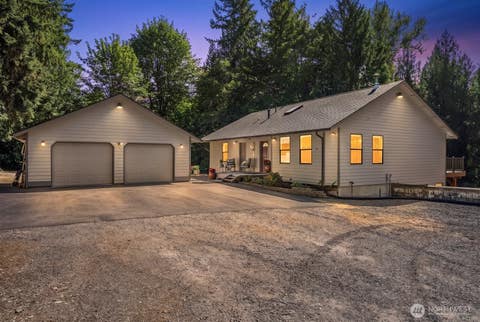 Photo of 19407 228th Avenue SE, Maple Valley, WA 98038 (MLS # 2554034)