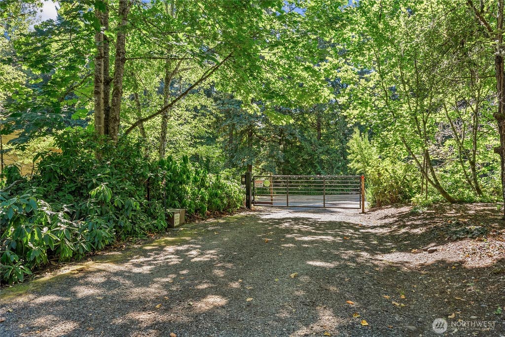 Photo of 19407 228th Avenue SE, Maple Valley, WA 98038 (MLS # 2554034)