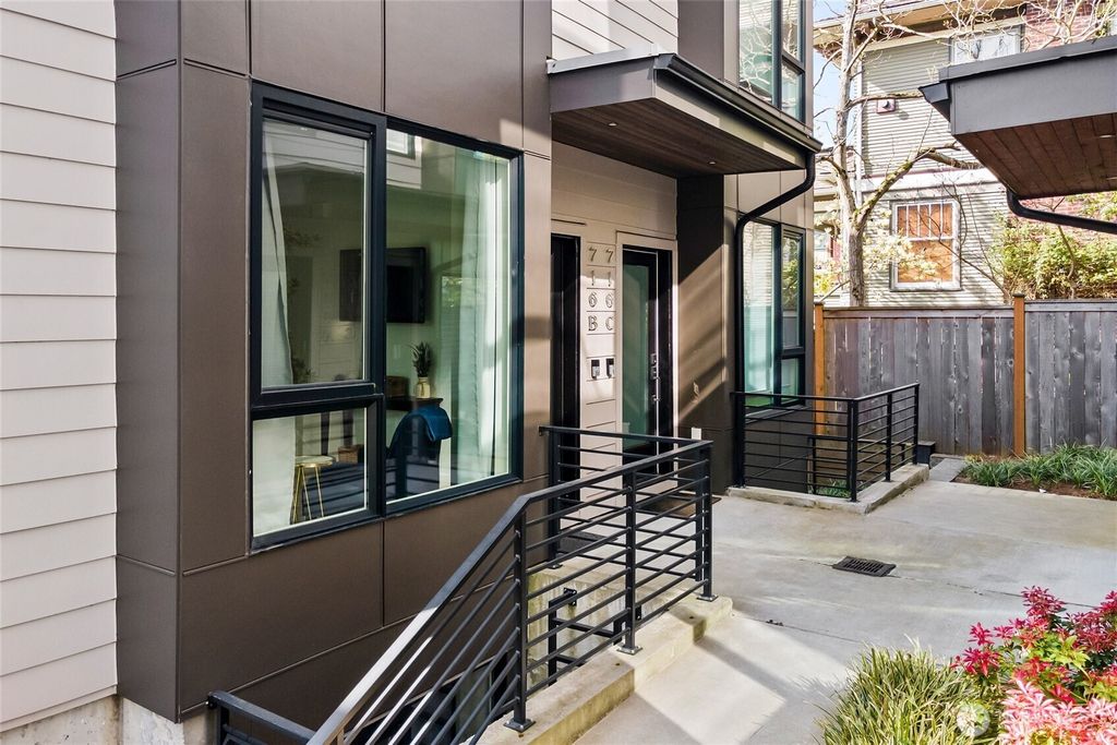 Photo of 716 11th Avenue E #B, Seattle, WA 98102 (MLS # 2360985)