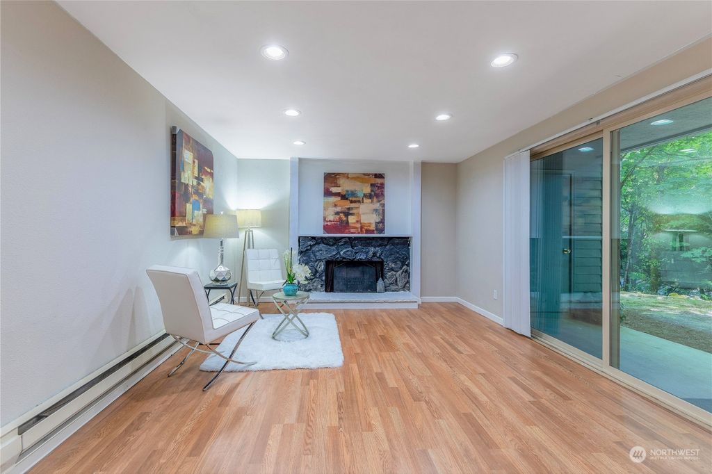 Photo of 4629 W Lake Sammamish Parkway SE #H101, Issaquah, WA 98027 (MLS # 2143065)