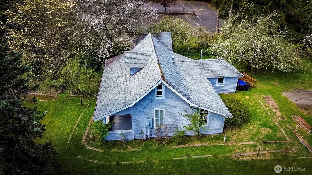 Photo of 823 Lacey Street SE, Lacey, WA 98503 (MLS # 2507554)