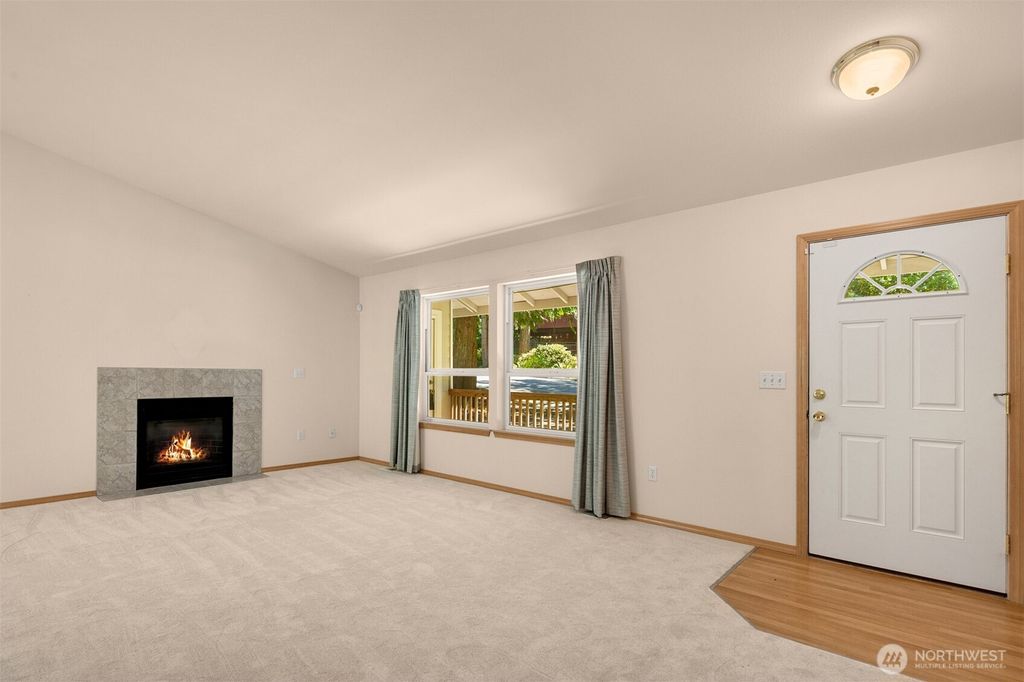 Photo of 4050 NE 197th Street, Lake Forest Park, WA 98155 (MLS # 2404999)