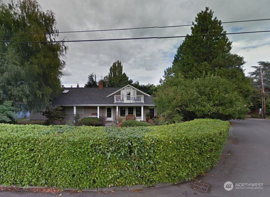 Photo of 16959 Shore Drive NE, Lake Forest Park, WA 98155 (MLS # 2182856)