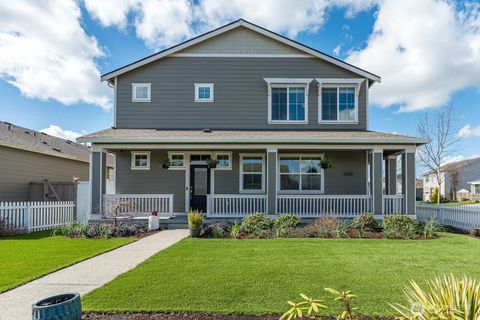 Photo of 3246 Scotland Alley, Mount Vernon, WA 98273 (MLS # 2498533)