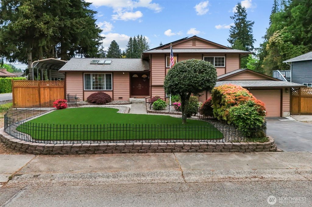 Photo of 2739 S 366th Place, Federal Way, WA 98003 (MLS # 2519524)