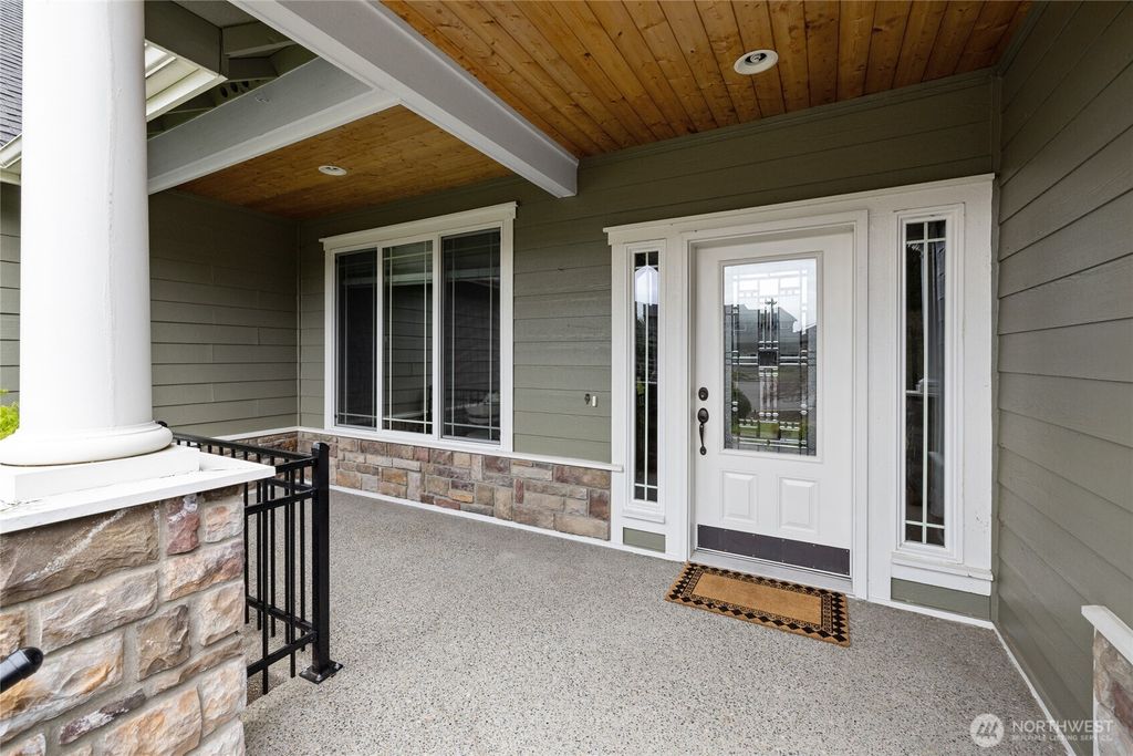 Photo of 13525 171st Street E, Puyallup, WA 98374 (MLS # 2511543)