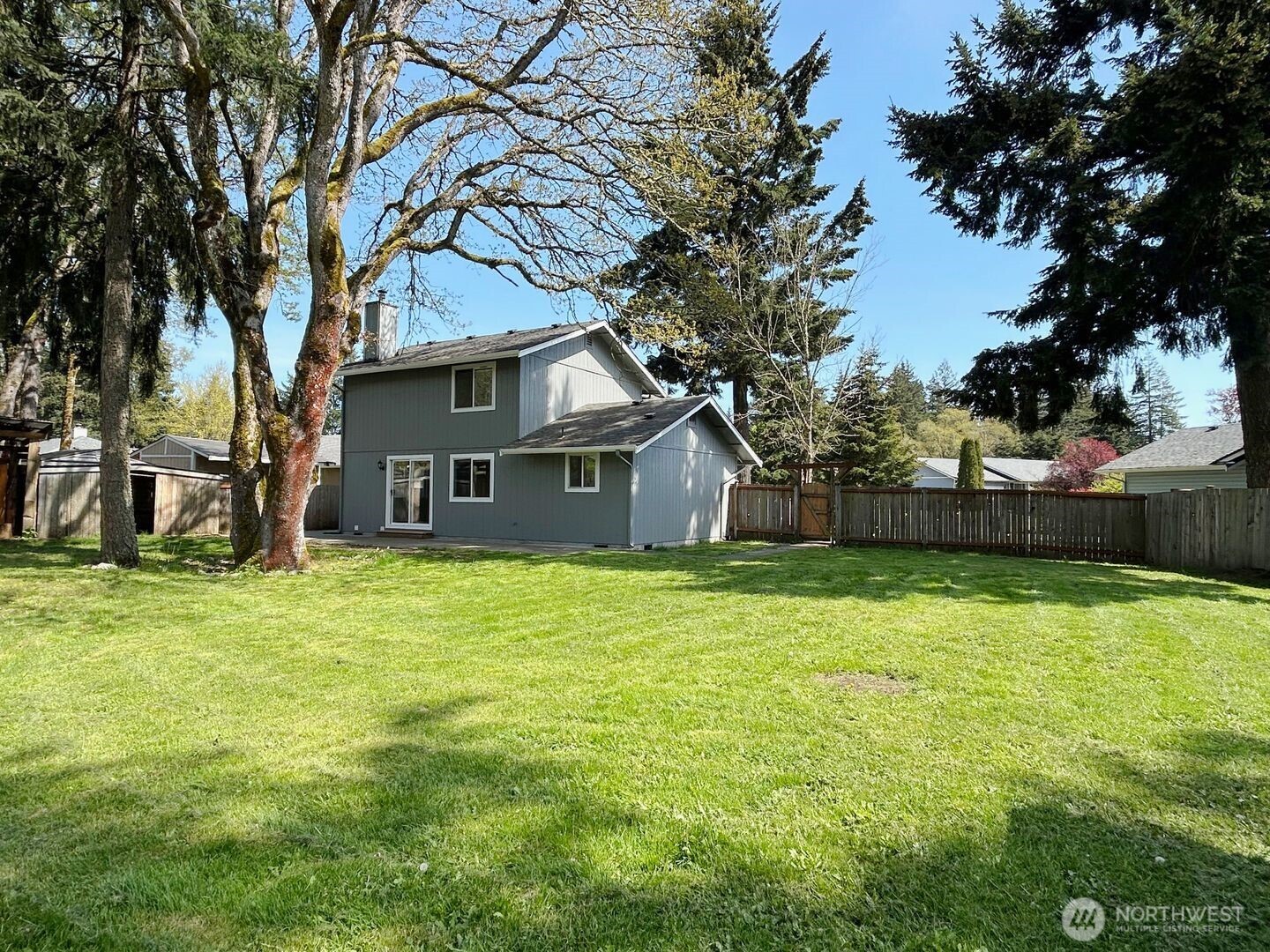 410 Volesky Drive SE