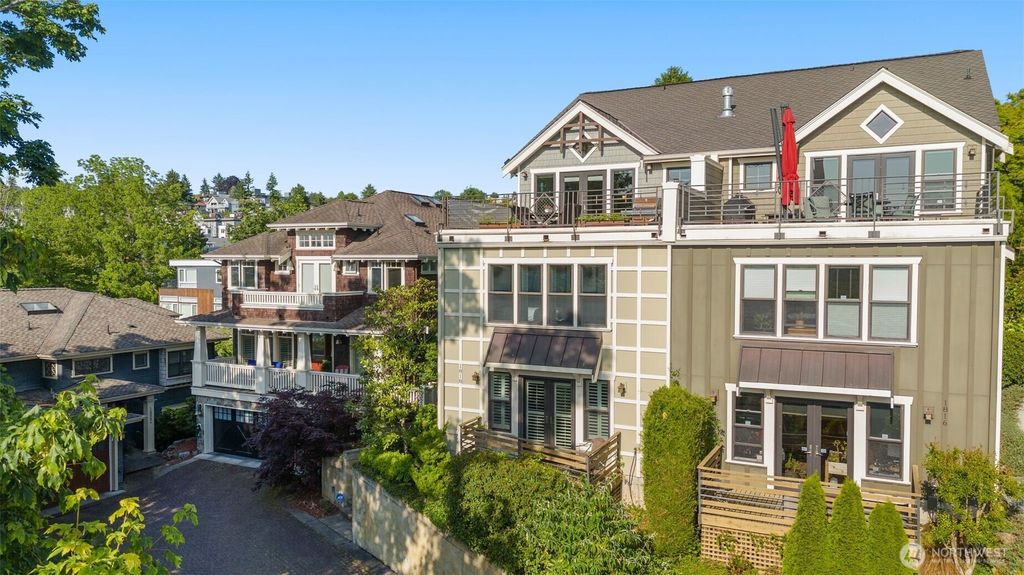 Photo of 1818 12th Avenue W, Seattle, WA 98119 (MLS # 2388368)