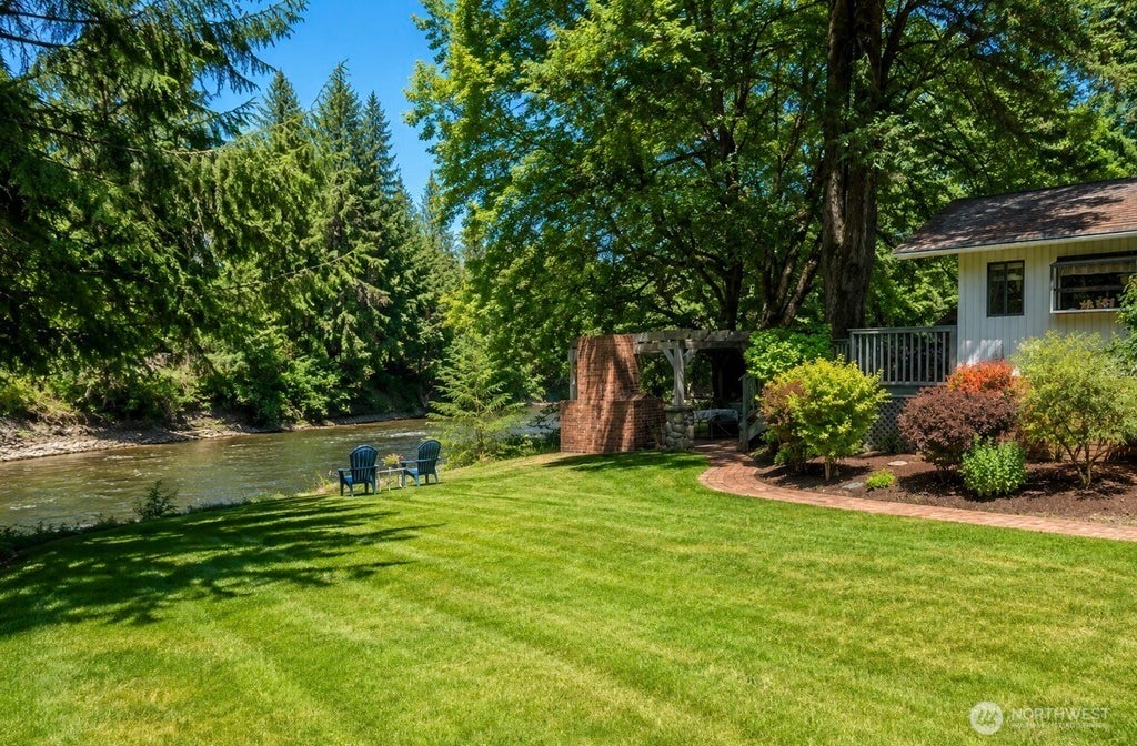 Photo of 24416 SE 246th Street, Maple Valley, WA 98038 (MLS # 2534239)