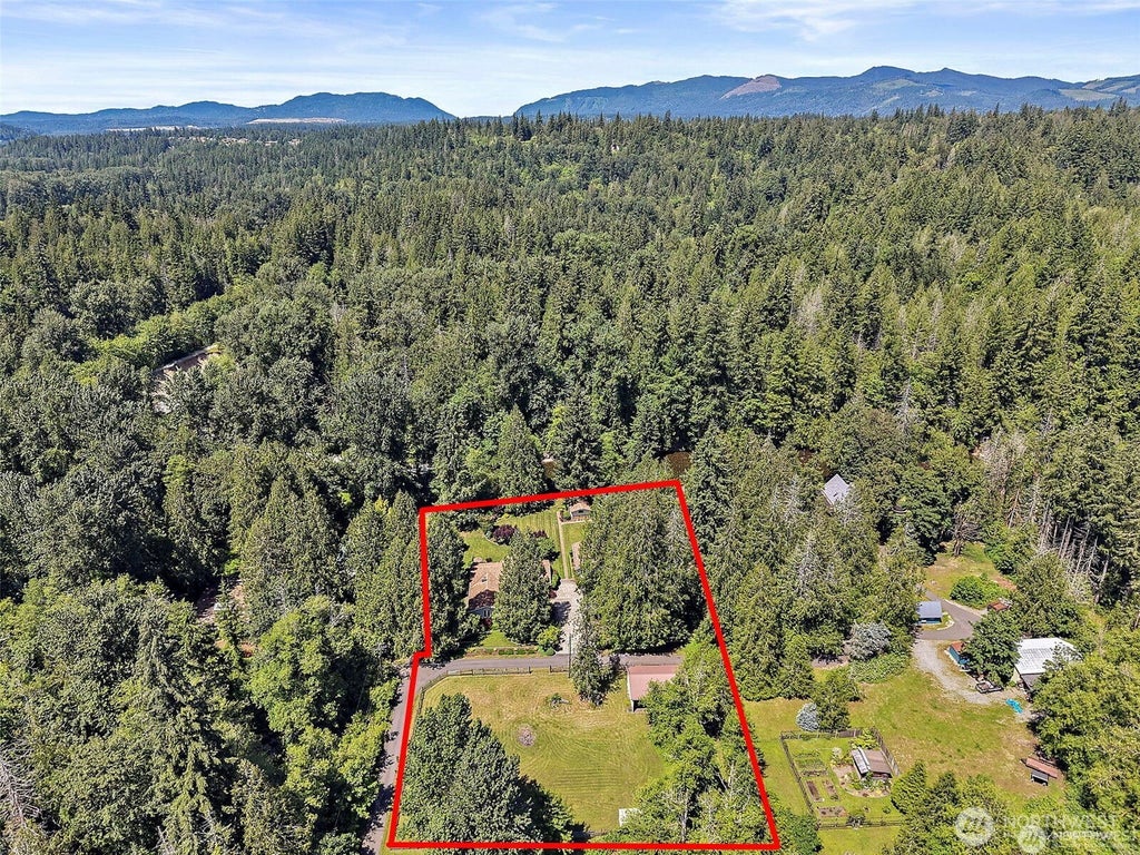 Photo of 24416 SE 246th Street, Maple Valley, WA 98038 (MLS # 2534239)