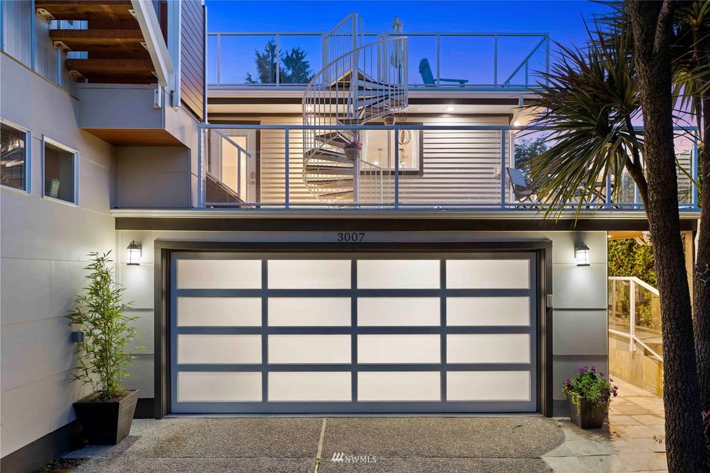 Photo of 3007 66th Ave SW #B, Seattle, WA 98116 (MLS # 1940238)