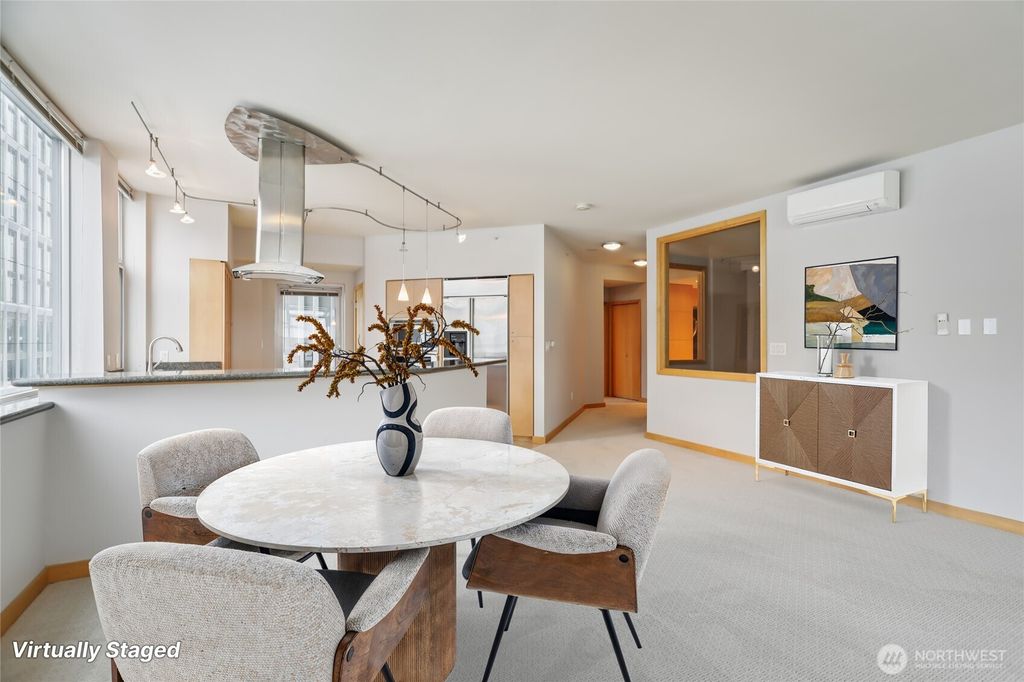 Photo of 1100 106th Avenue NE #902, Bellevue, WA 98004 (MLS # 2486584)