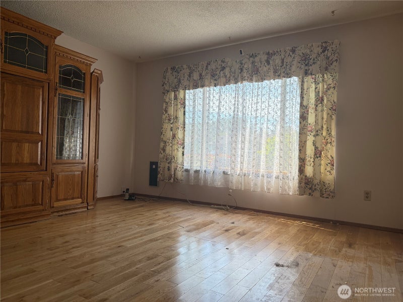 1415 E 55th Street