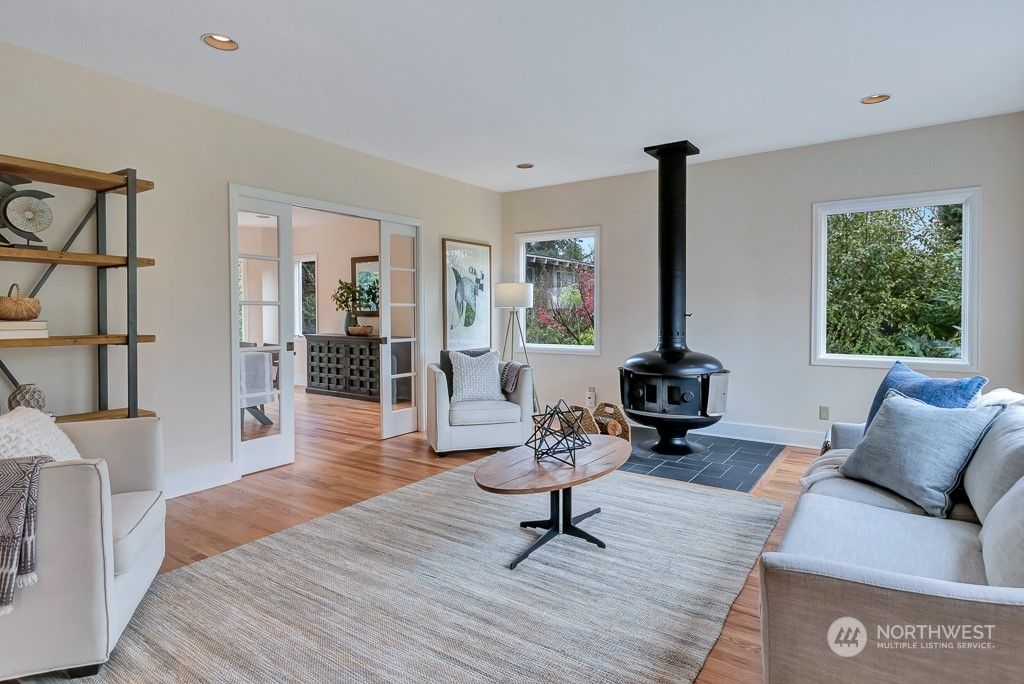 Photo of 5555 55th Avenue S, Seattle, WA 98118 (MLS # 2053621)