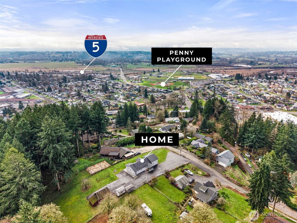 Photo of 162 SE 16th Street, Chehalis, WA 98532 (MLS # 2467304)