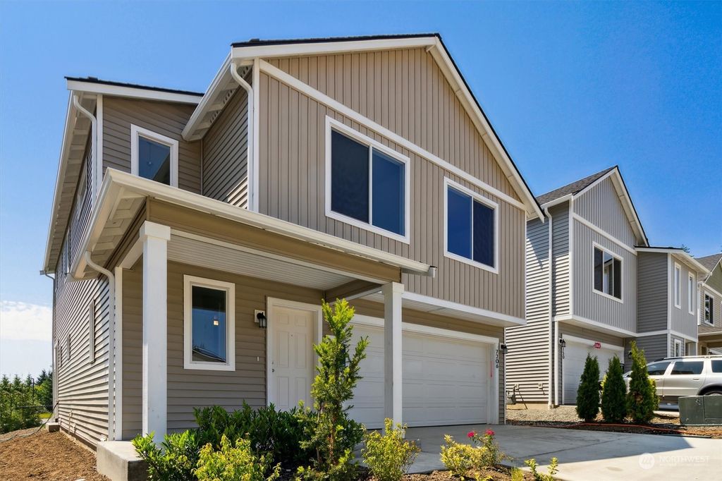 Photo of 7134 42nd Place NE, Marysville, WA 98270 (MLS # 2064055)