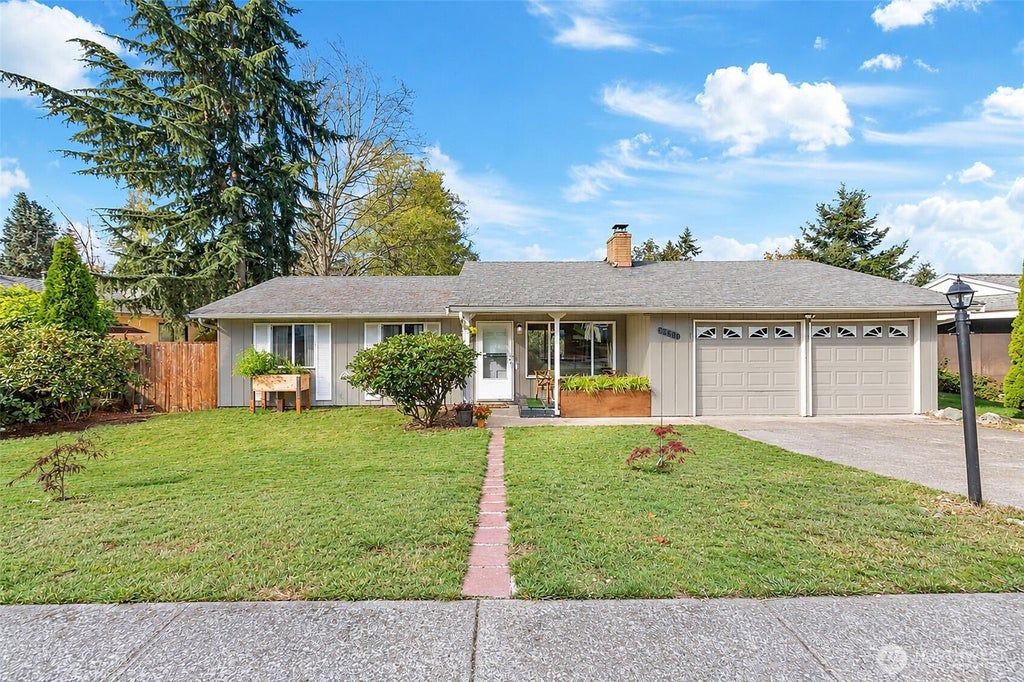 Photo of 30211 10th Avenue S, Federal Way, WA 98003 (MLS # 2593457)