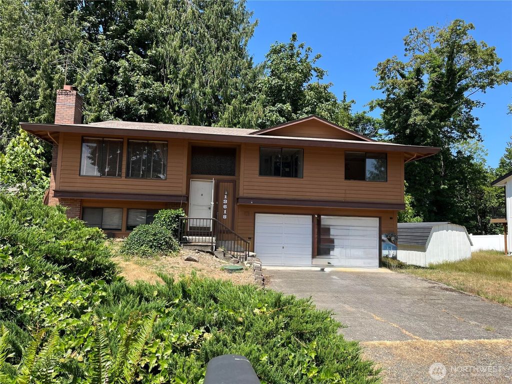 Photo of 13618 SE 141st Street, Renton, WA 98059 (MLS # 2394022)