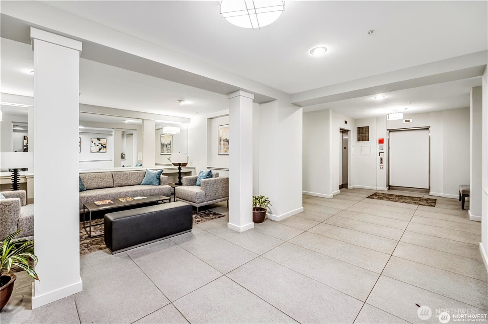 3221 SW Avalon Way 413