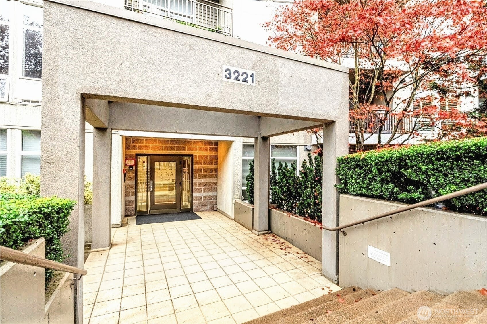 3221 SW Avalon Way 413