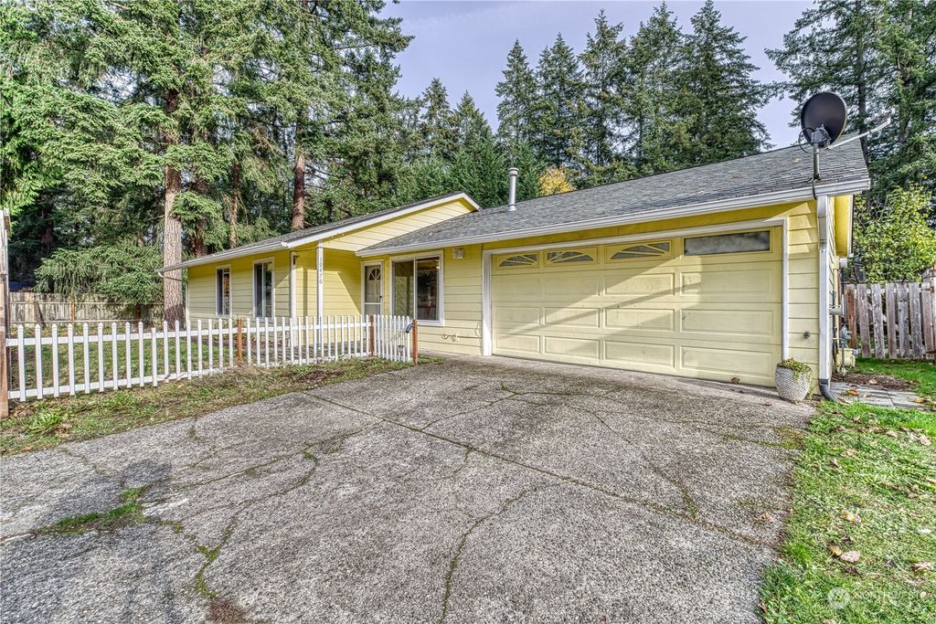 Photo of 19476 SE 266th Street, Covington, WA 98042 (MLS # 2308878)
