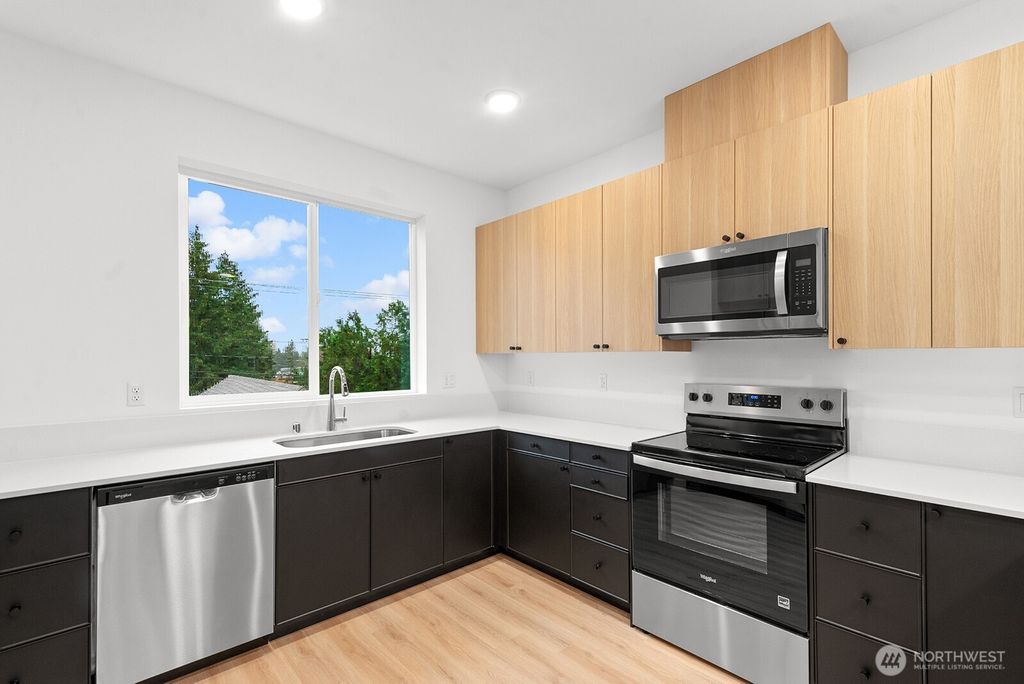 Photo of 1401 SW 111th Lane, Seattle, WA 98146 (MLS # 2509088)