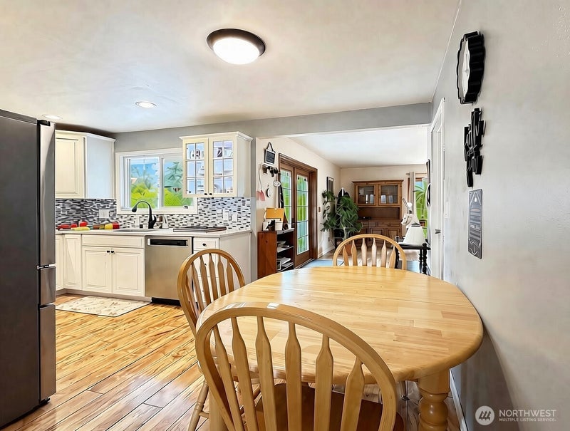 5029 West View Drive