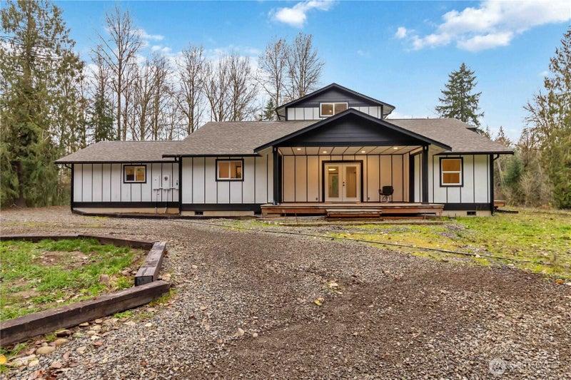 241 Oxbow Lake Ln